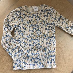 Zara floral ribbed T-shirt size 6